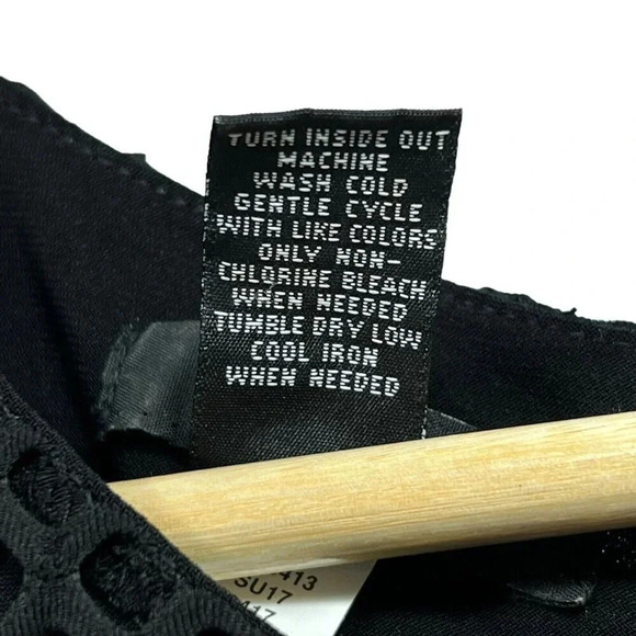 Alfani Black Sleeveless Dress Size 16 Net Mesh Fit Flare Stretch Zip Back Lined - Picture 5 of 5